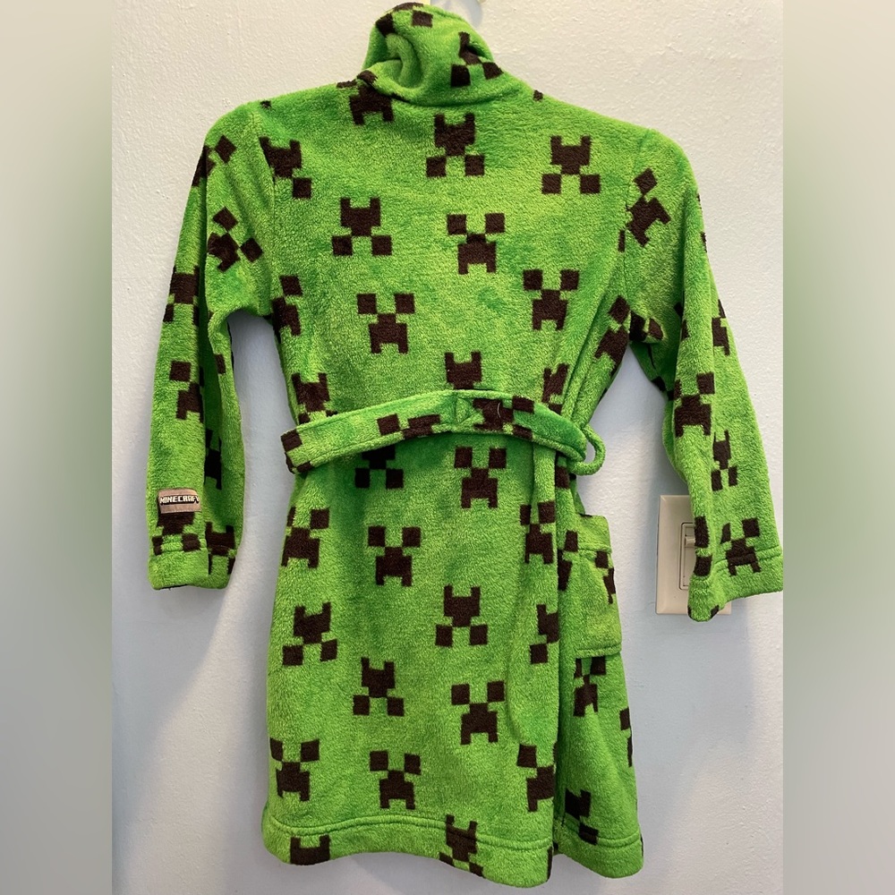 Minecraft Boys Robe - Picture 2 of 7